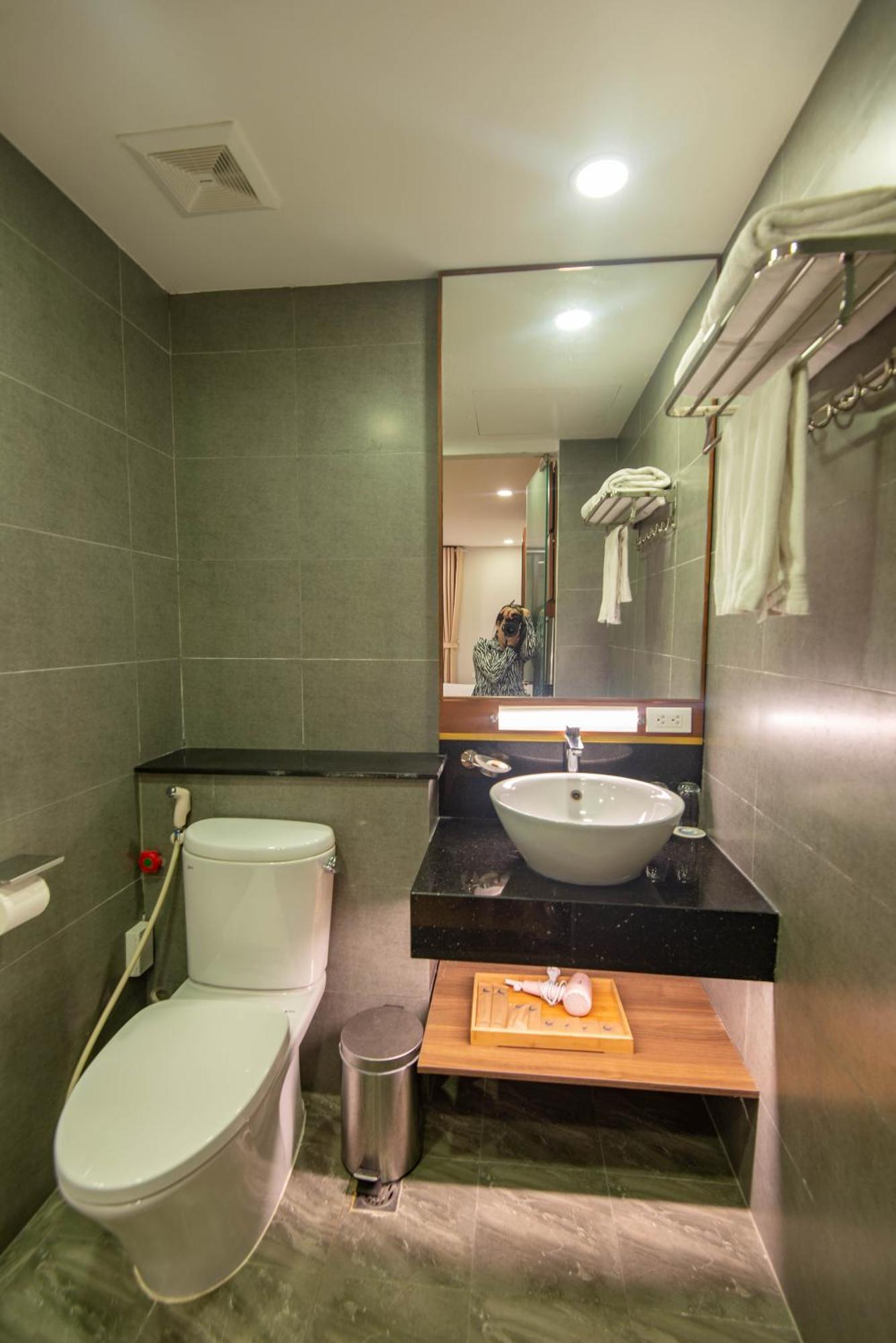 Sunny Moon West Lake Apartment هانوي الغرفة الصورة