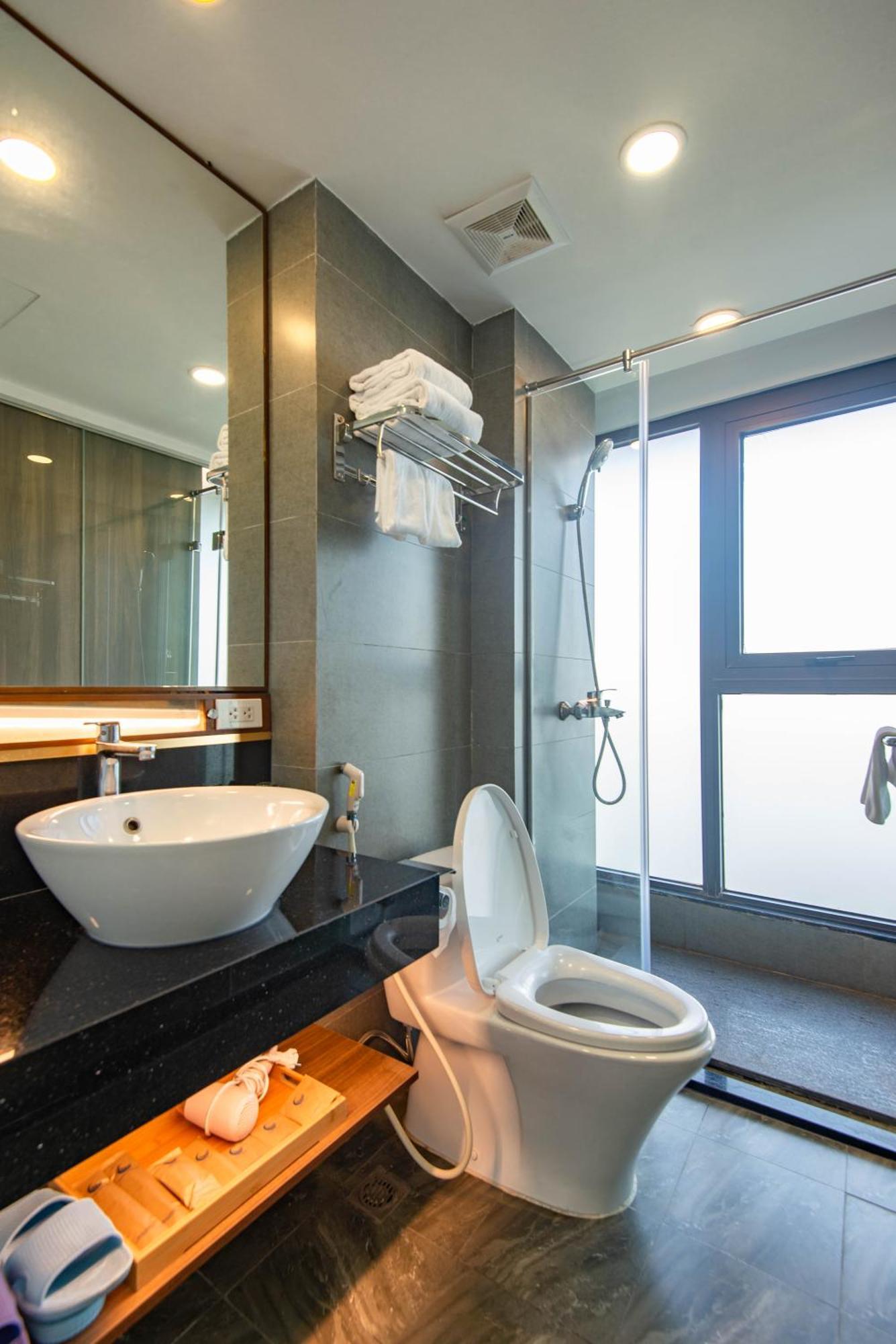 Sunny Moon West Lake Apartment هانوي الغرفة الصورة